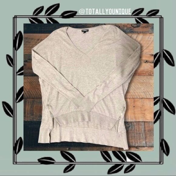 Express light brown sweater with zipper accents - Picture 1 of 7